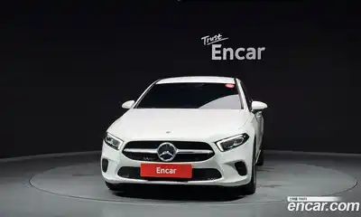 Mercedes-Benz A-Class 2021 2.0 гидро в Москве № 211990, миниатюра 3