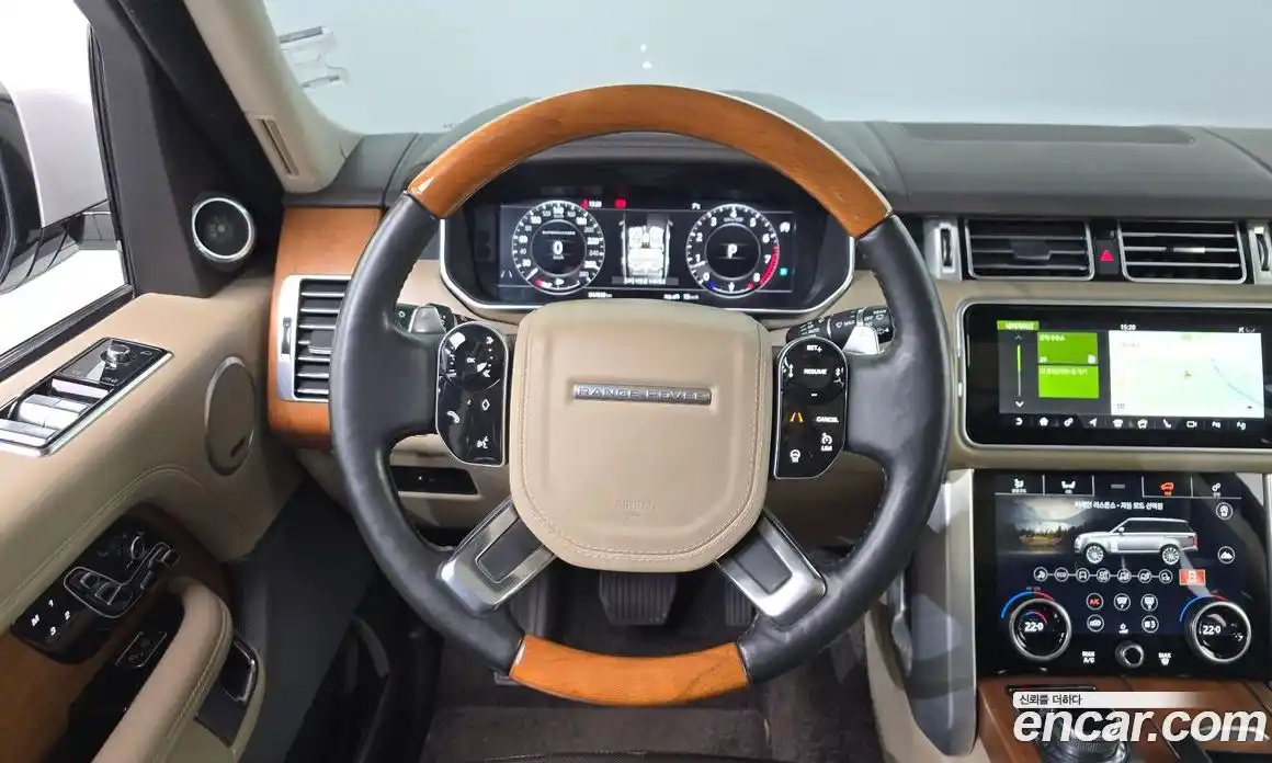 Land Rover Range-Rover 2018 5.0 гидро в Москве № 213336, фото 13