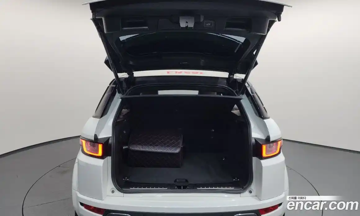 Land Rover Range-Rover Evoque 2019 2.0 гидро в Москве № 213340, фото 20