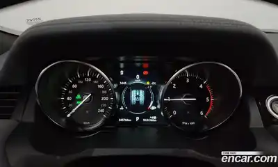 Land Rover Range-Rover Evoque 2019 2.0 гидро в Москве № 213340, миниатюра 8