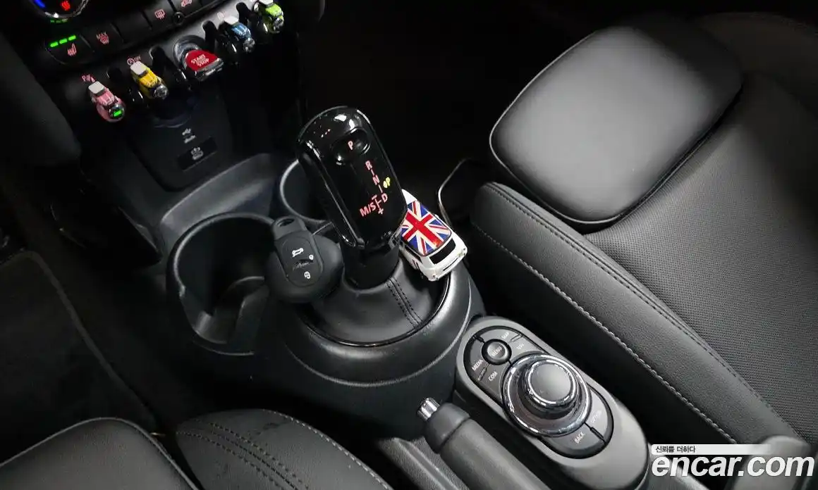 Mini Cooper 2023 1.5 гидро в Москве № 214149, фото 9