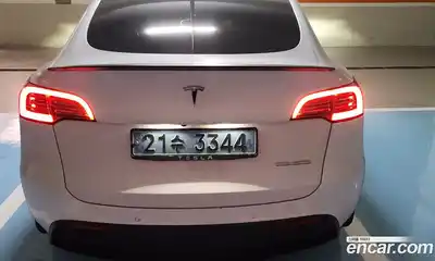Tesla Model Y 2022 гидро в Москве № 214587, миниатюра 2