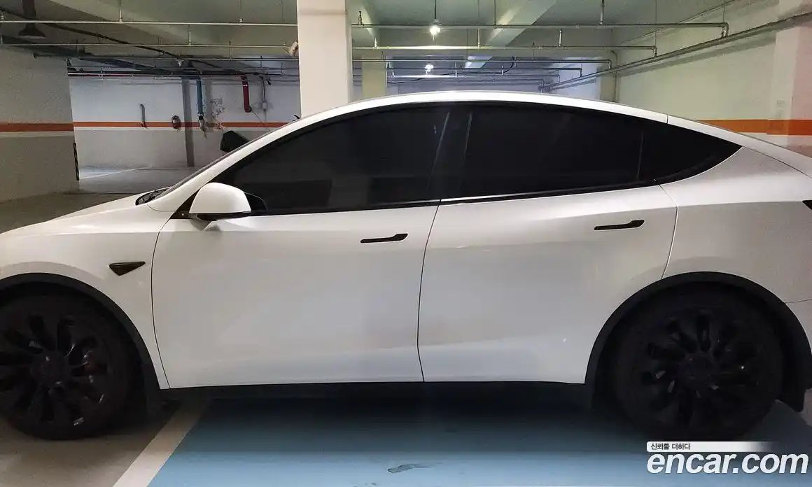 Tesla Model Y 2022 гидро в Москве № 214587, фото 3