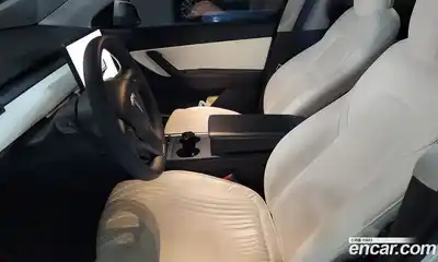 Tesla Model Y 2022 гидро в Москве № 214587, миниатюра 5