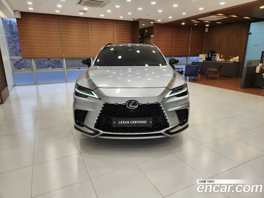 Lexus RX 2024 2.4 гидро в Москве № 214811, фото 3