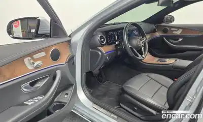 Mercedes-Benz E-Class 2021 1.9 гидро, миниатюра 11