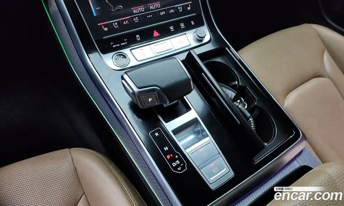 Audi Q8 2020 3.0 гидро в Москве № 230111, фото 9
