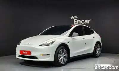 Tesla Model Y, 2021