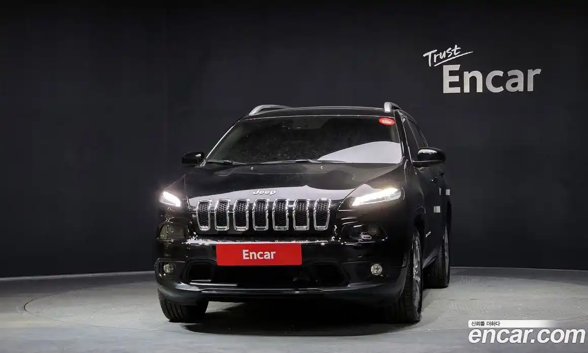 Jeep Cherokee 2018 2.4 гидро в Москве № 232719, фото 3