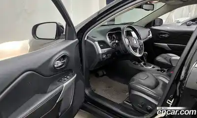 Jeep Cherokee 2018 2.4 гидро в Москве № 232719, миниатюра 10