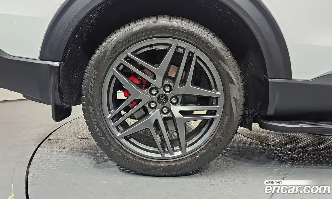 Ford Explorer 2025 2.3 гидро в Москве № 233039, фото 4