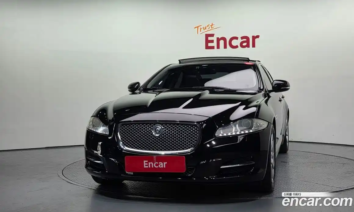 Jaguar XJ 2013 2.0 гидро в Москве № 241698, фото 3