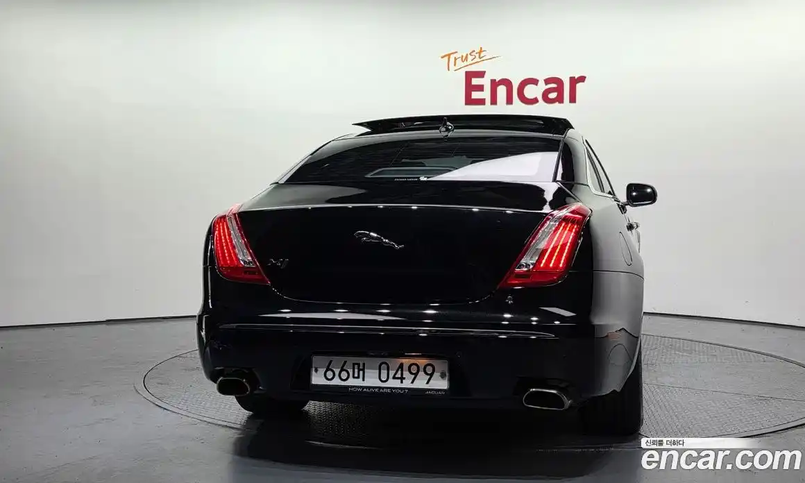 Jaguar XJ 2013 2.0 гидро в Москве № 241698, фото 4
