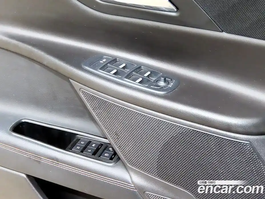Jaguar XE 2016 2.0 гидро в Москве № 248283, фото 12