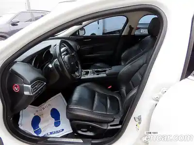 Jaguar XE 2016 2.0 гидро в Москве № 248283, миниатюра 5