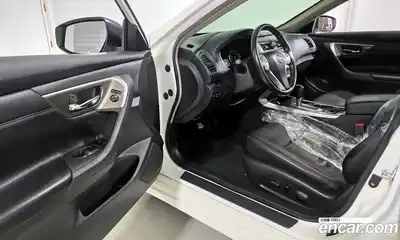 Nissan Altima 2013 2.5 гидро в Москве № 248705, миниатюра 11