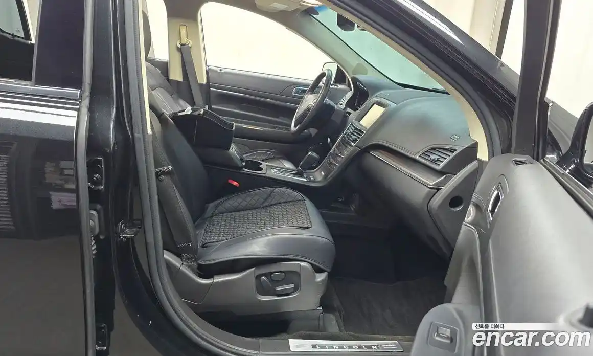 Lincoln MKT 2014 3.5 гидро в Москве № 255757, фото 11