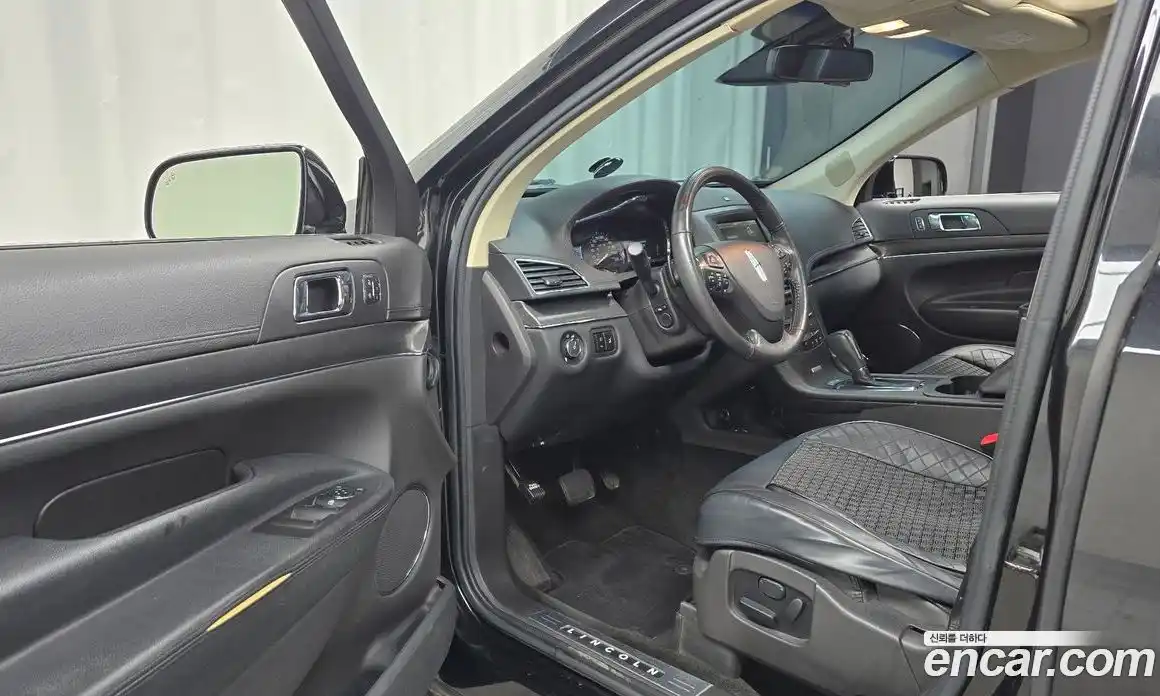 Lincoln MKT 2014 3.5 гидро в Москве № 255757, фото 10