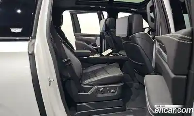 Cadillac Escalade 2025 6.2 гидро в Москве № 256351, миниатюра 12