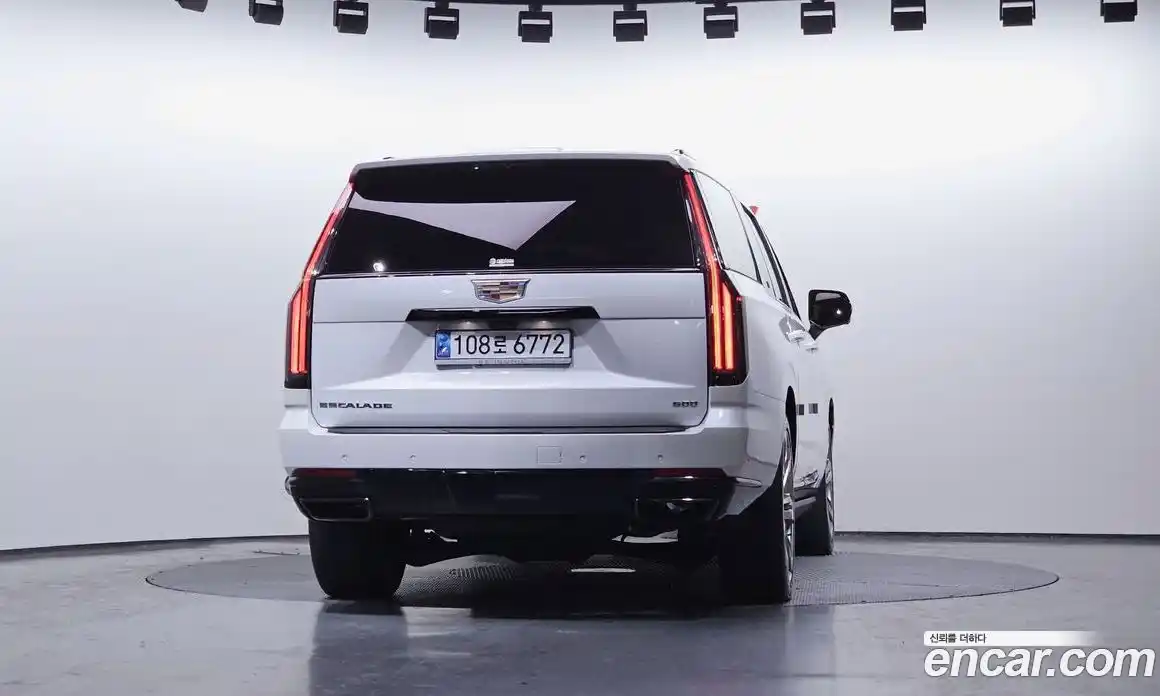 Cadillac Escalade 2025 6.2 гидро в Москве № 256351, фото 4