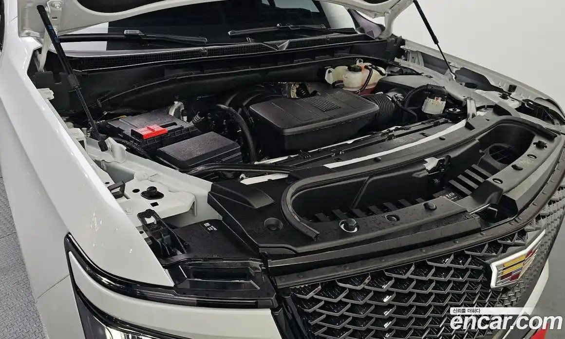 Cadillac Escalade 2025 6.2 гидро в Москве № 256351, фото 6