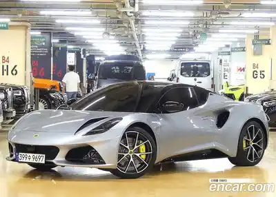 Lotus Emira 2024 3.5 механика в Москве № 256842, миниатюра 2