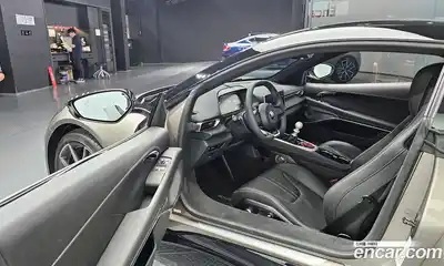 Lotus Emira 2024 3.5 механика в Москве № 256843, миниатюра 11