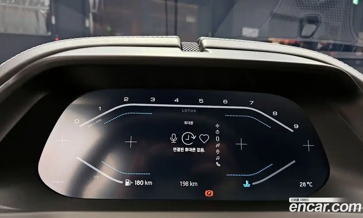 Lotus Emira 2024 3.5 механика в Москве № 256843, фото 8