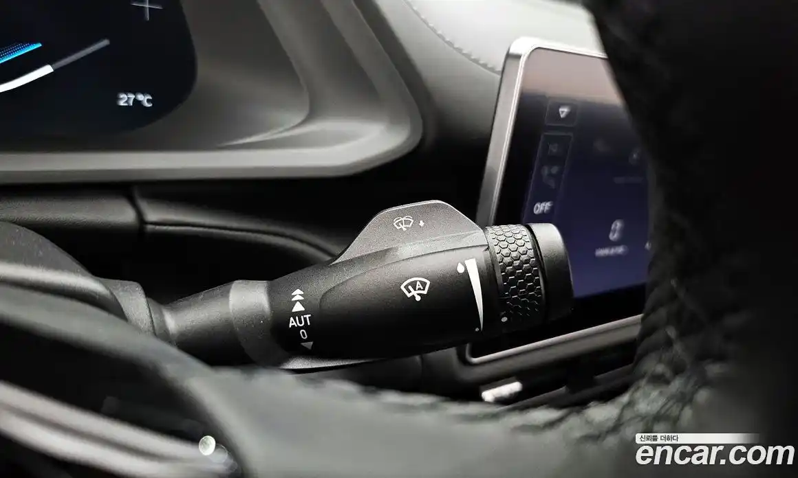 Lotus Emira 2024 3.5 механика в Москве № 256843, фото 9