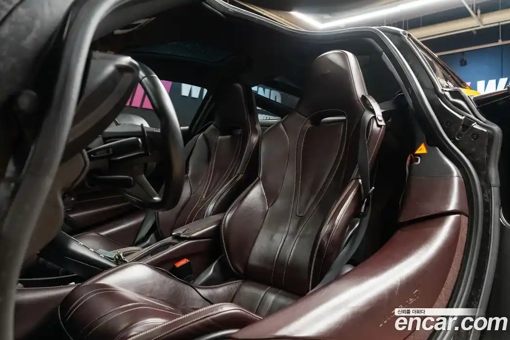 McLaren 720S 2017 4.0 гидро в Москве № 256916, фото 6