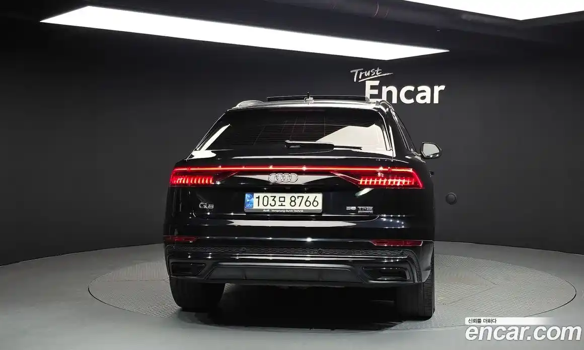 Audi Q8 2021 3.0 гидро в Москве № 268989, фото 4