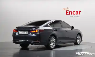 Lexus ES 2022 2.5 гидро в Москве № 272345, миниатюра 2