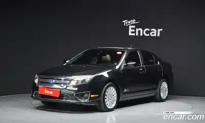 Ford Fusion, 2012