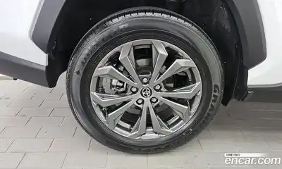 Toyota RAV4 2024 2.5 гидро в Москве № 279234, миниатюра 5