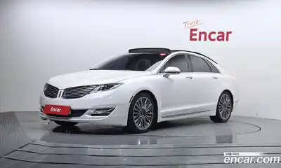 Lincoln MKZ, 2015
