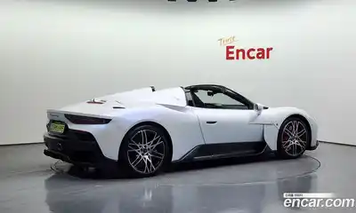 Maserati MC20 2023 3.0 гидро в Москве № 282706, миниатюра 2