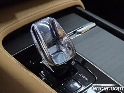 Volvo XC90 2024 2.0 гидро в Москве № 293908, миниатюра 9