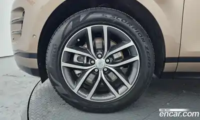 Land Rover Range-Rover Evoque 2025 2.0 гидро в Москве № 297920, миниатюра 9