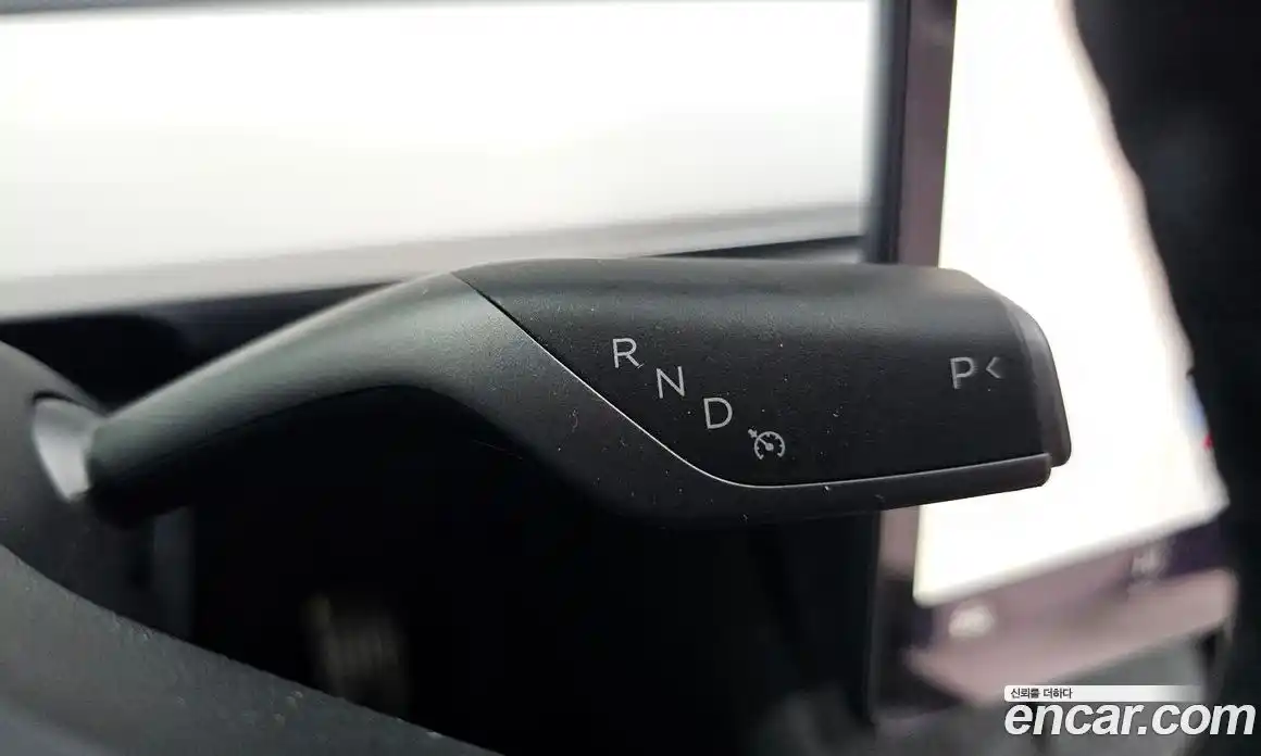 Tesla Model Y 2024 0.2 гидро в Москве № 300280, фото 9