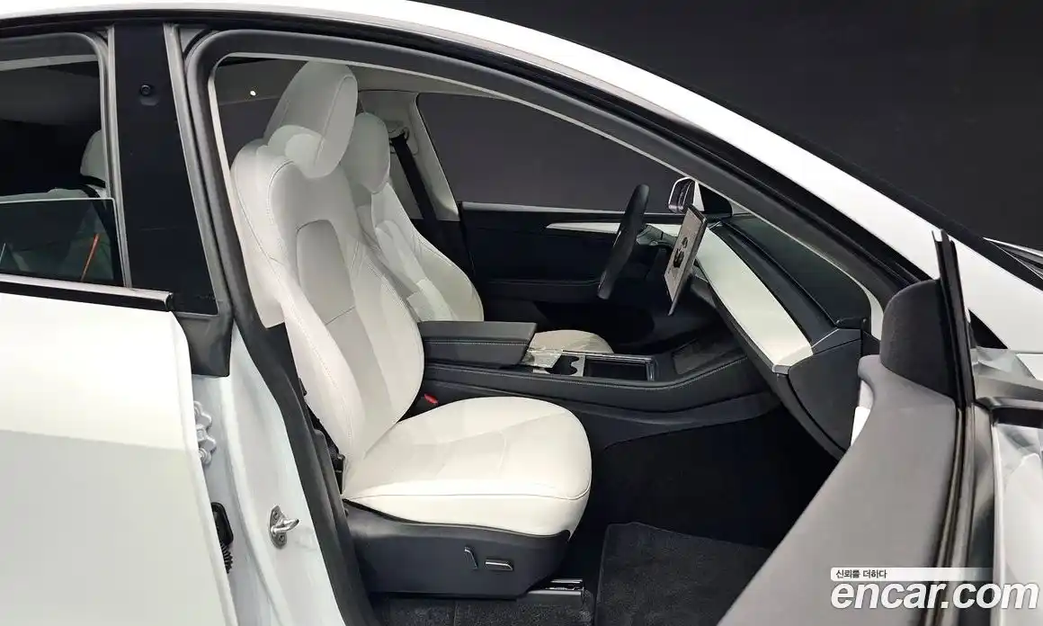 Tesla Model Y 2024 0.2 гидро в Москве № 300280, фото 10