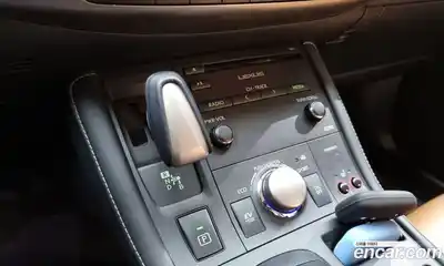 Lexus CT200h 2016 1.8 гидро в Москве № 300738, миниатюра 9