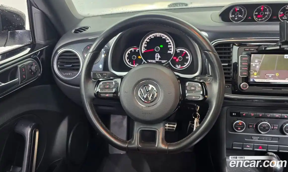 Volkswagen Beatle 2013 2.0 гидро в Москве № 301352, фото 13