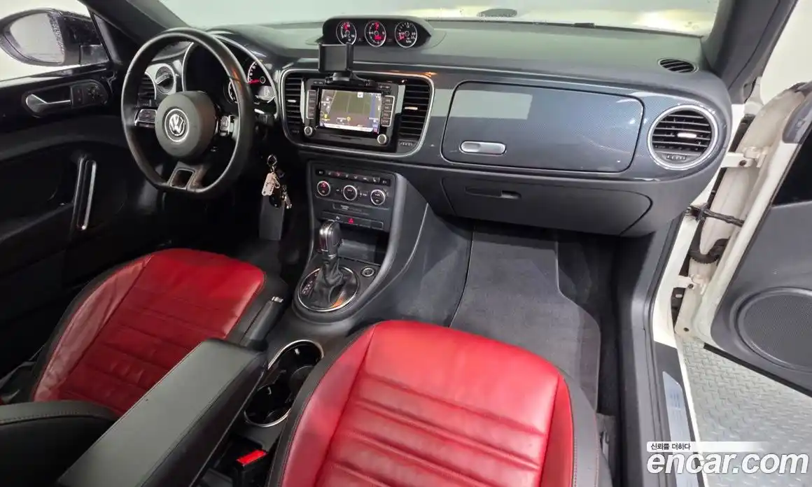 Volkswagen Beatle 2013 2.0 гидро в Москве № 301352, фото 7
