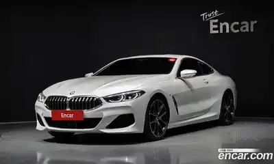 BMW 8-Series, 2022