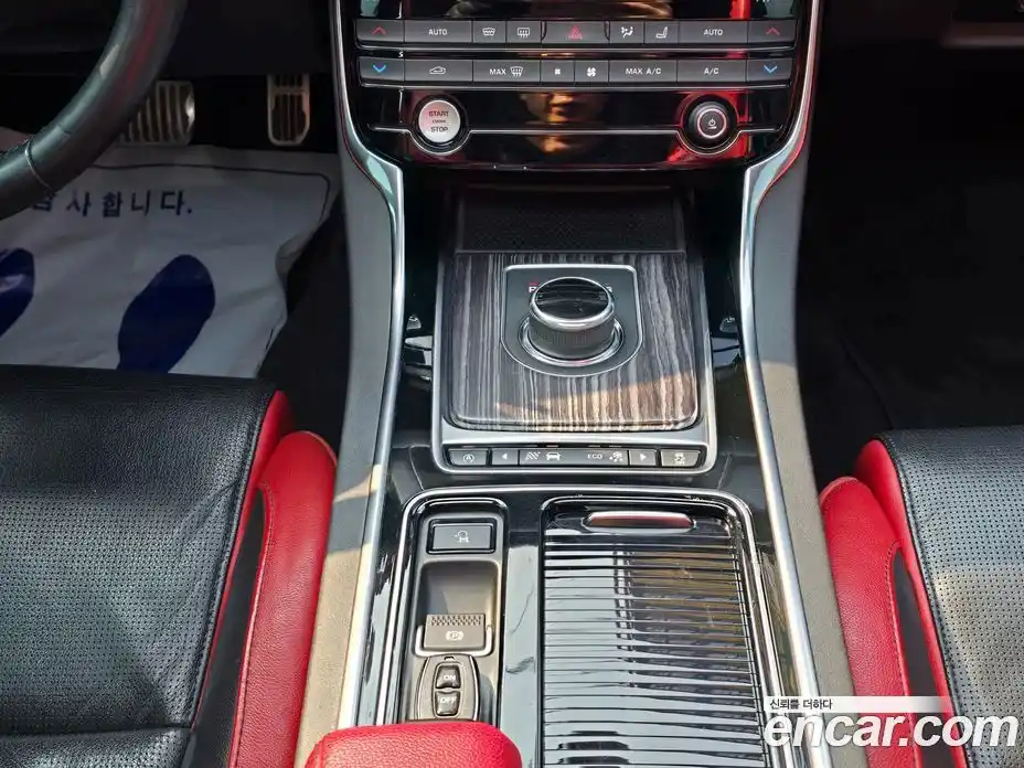 Jaguar XF 2017 3.0 гидро в Москве № 305206, фото 14