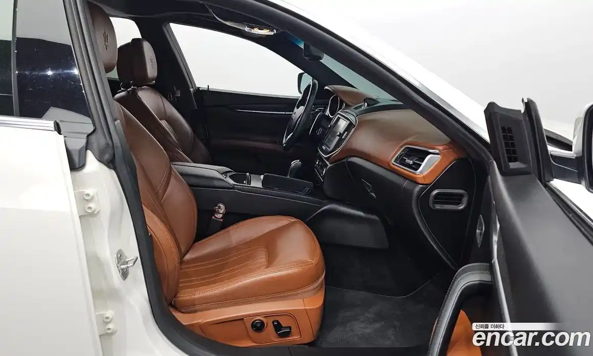 Maserati Ghibli 2015 3.0 гидро в Москве № 319732, фото 11