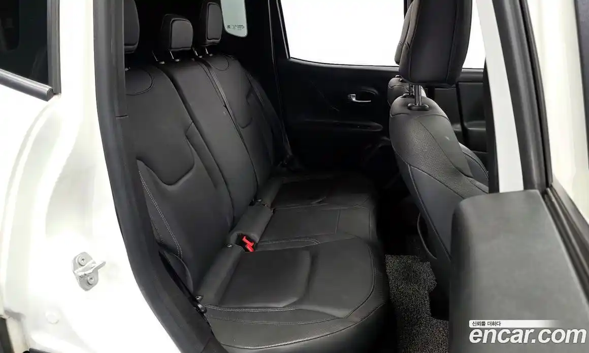 Jeep Renegade 2021 2.4 гидро в Москве № 321357, фото 12