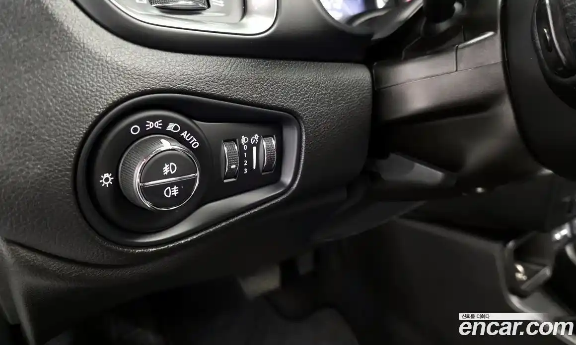Jeep Renegade 2021 2.4 гидро в Москве № 321357, фото 17