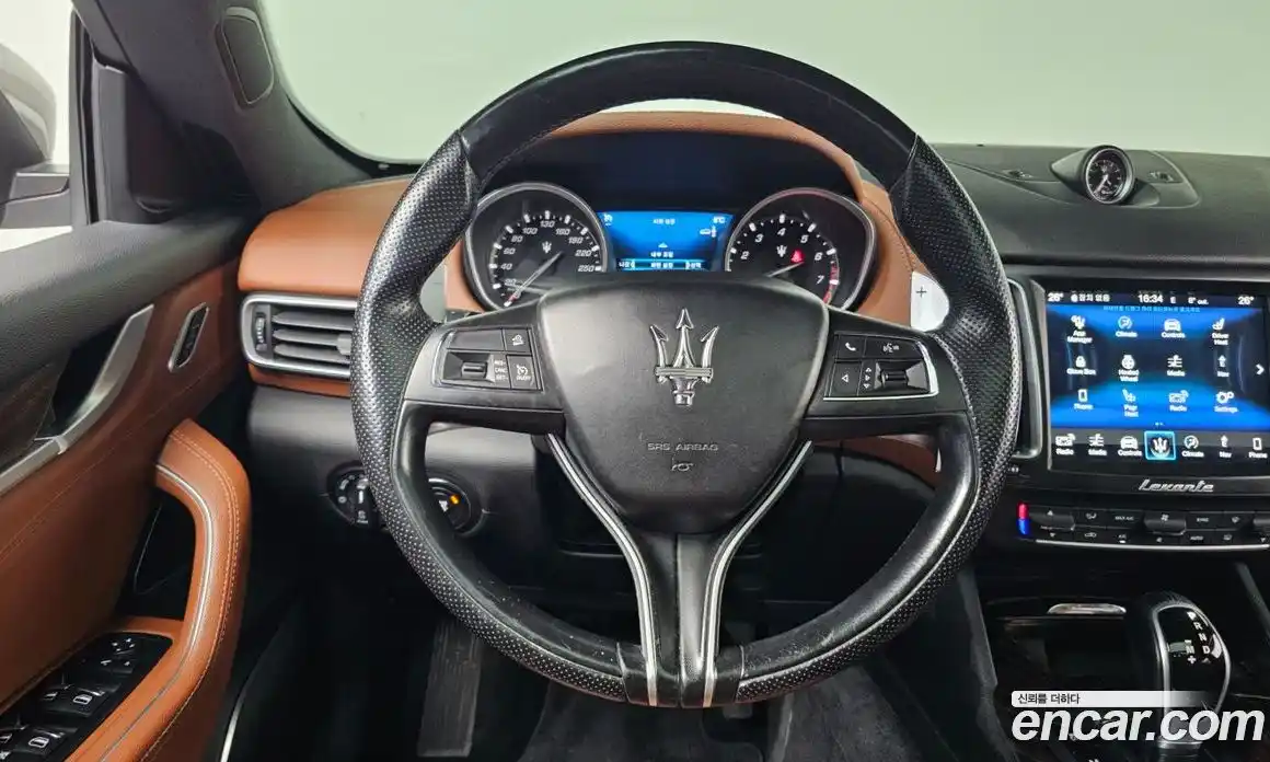 Maserati Levante 2018 3.0 гидро в Москве № 335599, фото 13