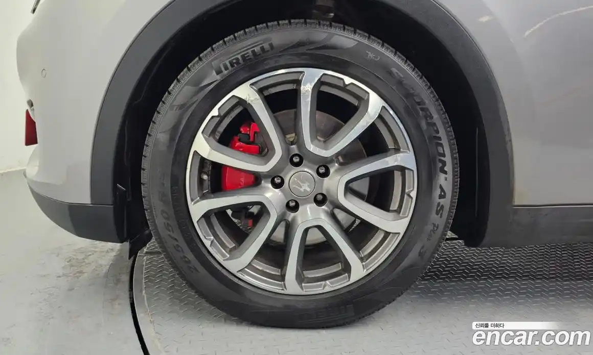 Maserati Levante 2018 3.0 гидро в Москве № 335599, фото 10